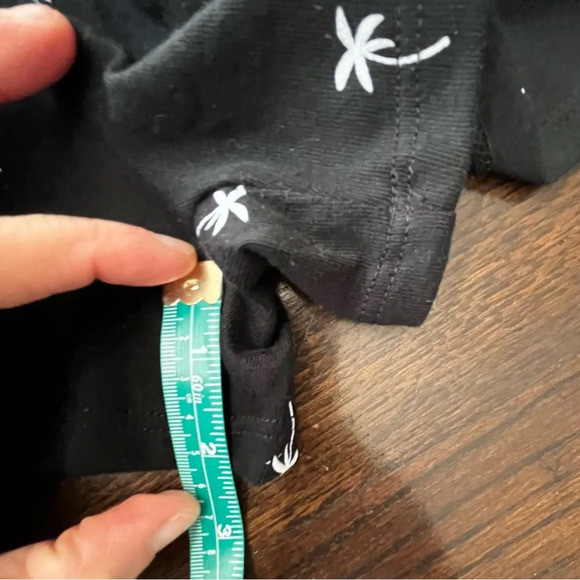 Cat & Jack Black Adjustable Girls Romper size smalll 6/7 Palm Trees - Picture 4 of 6